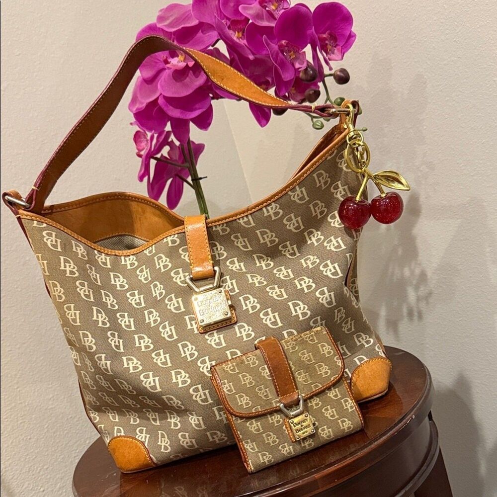 Dooney & Bourke Tan and Brown Shoulder Bag with wallet lock clip purse handbag